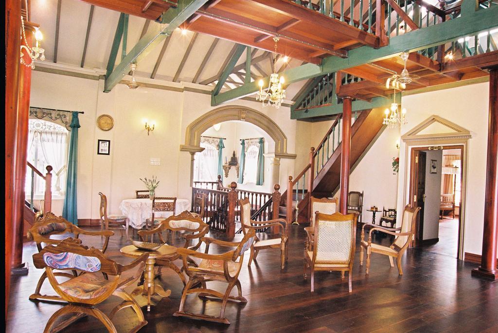 Hotel Manor House à Embulpure Extérieur photo