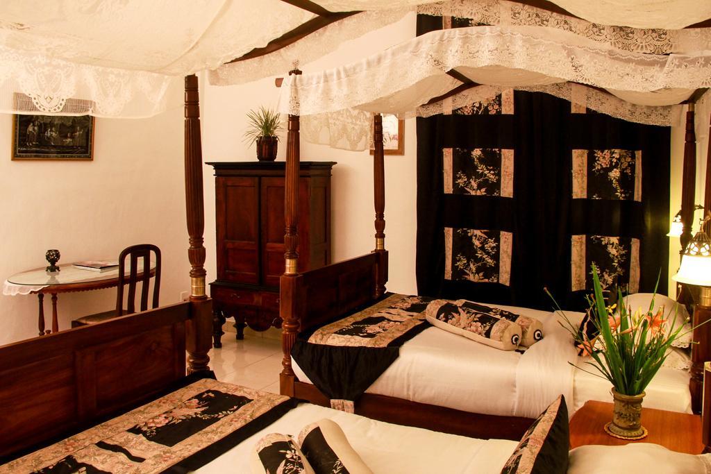 Hotel Manor House à Embulpure Extérieur photo