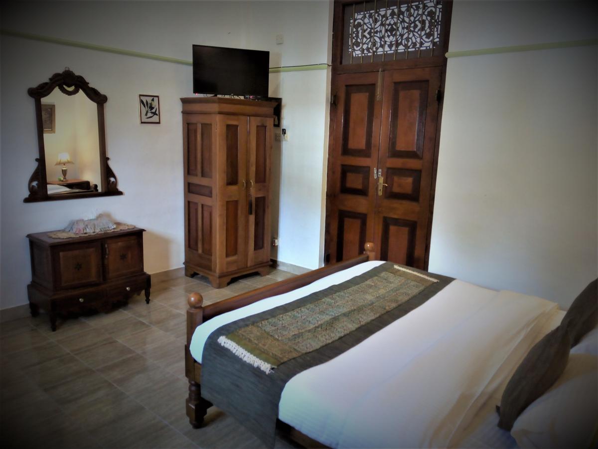 Hotel Manor House à Embulpure Extérieur photo