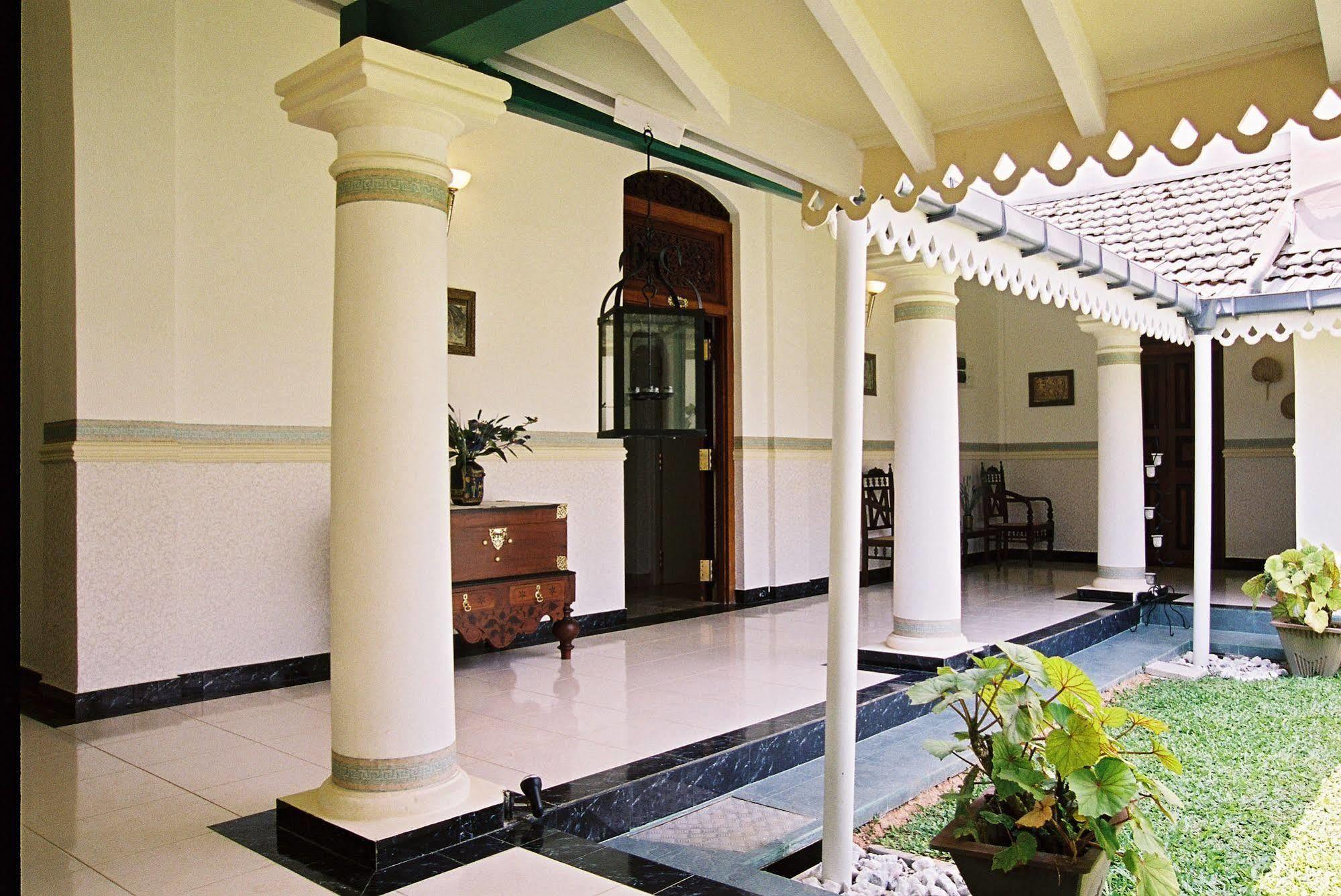 Hotel Manor House à Embulpure Extérieur photo