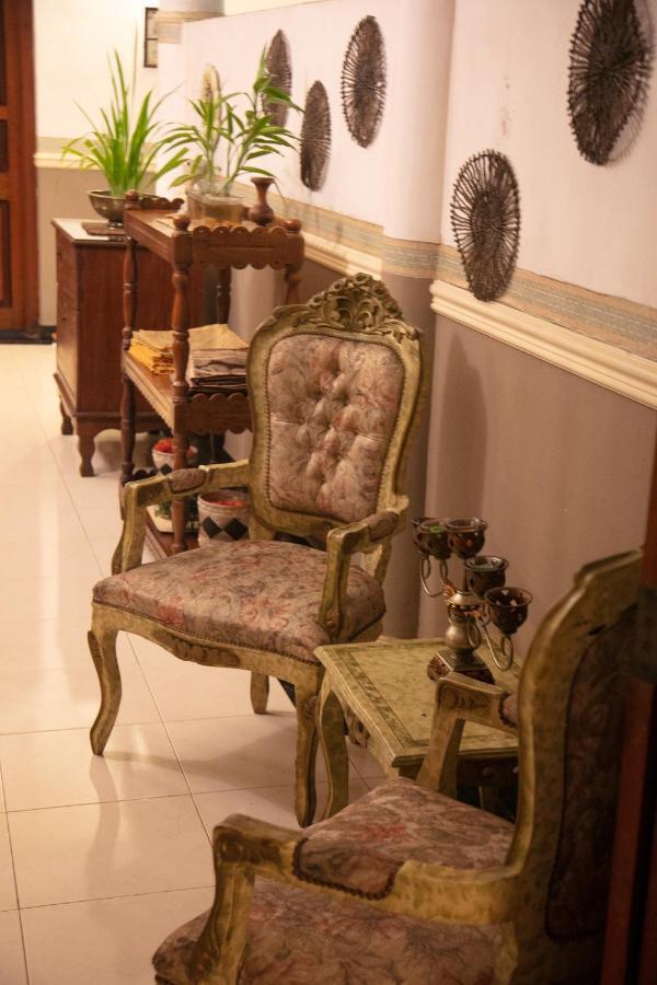 Hotel Manor House à Embulpure Extérieur photo