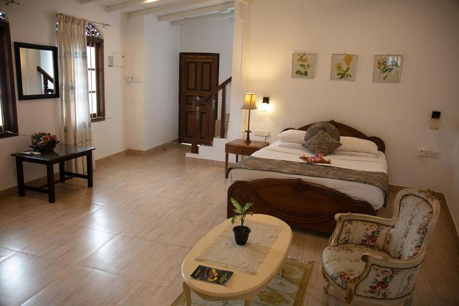 Hotel Manor House à Embulpure Extérieur photo